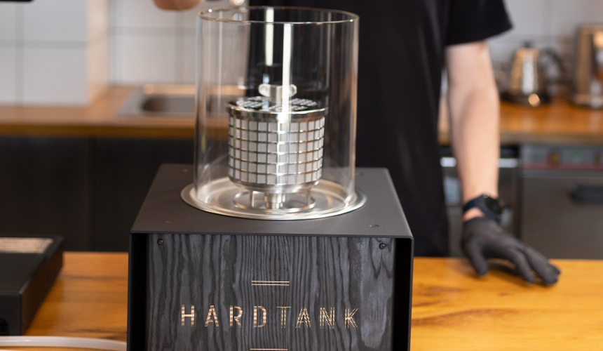 Cold brew coffee production bottlenecks: The real risks and fast fixes for cafés 3 A Hardtank machine for cold brew coffee production.