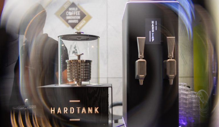 A nitro brew coffee machine from Hardtank.