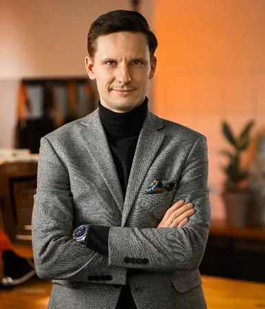 Contact Us 3 Maciej Duszak 1 Hardtank Contact Us