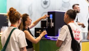 Should coffee shops serve cold brew coffee on tap?