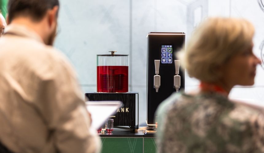 hardtap by hardtank - the best machine for cold brew coffee on tap